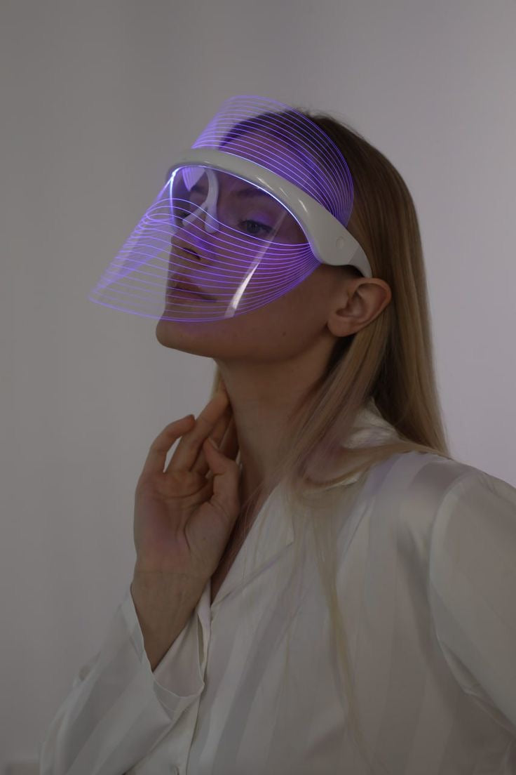 VALYNAZ™ GlowShield – Ultra-Light 7-Color LED Therapy Mask